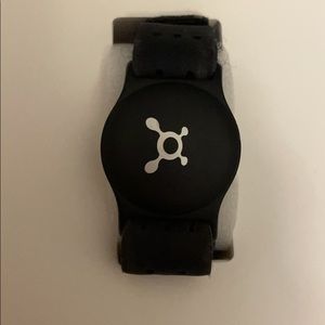 Orange theory arm heart rate monitor